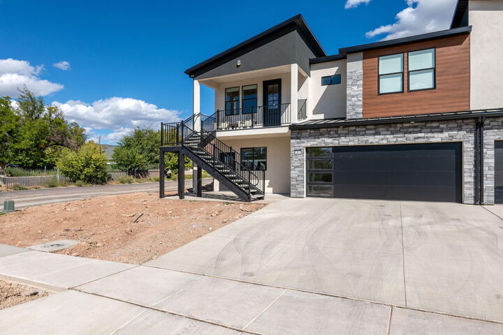 Property Photo:  611 S 75 E  UT 84720 