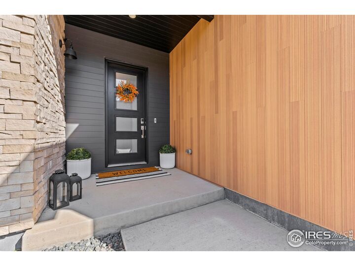 Property Photo: 798 Beachside Dr CO 80550
