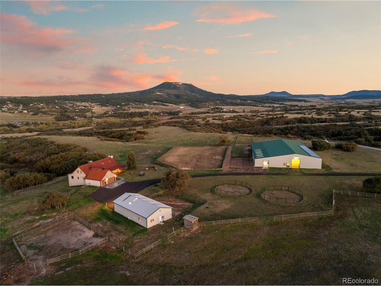 Property Photo:  5351 Tall Horse Trl  CO 80135 