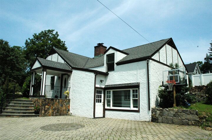 20 E Annadale Street  Armonk NY 10504 photo