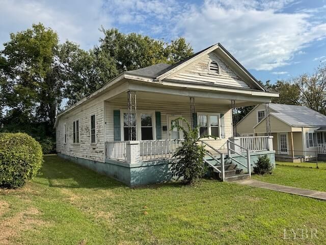 Property Photo:  315 Edmunds Street  VA 24592