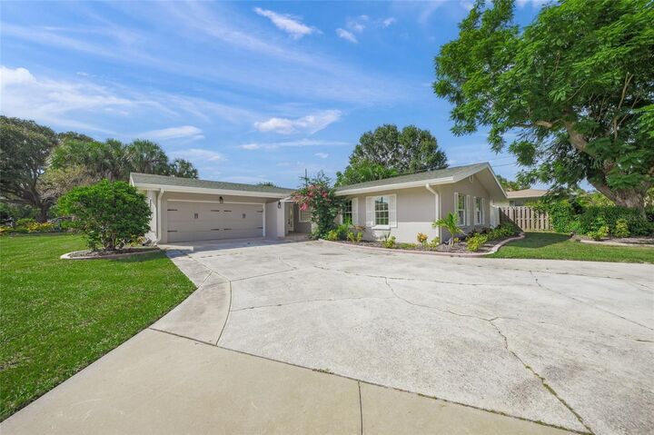 2949 Bougainvillea Street  Sarasota FL 34239 photo