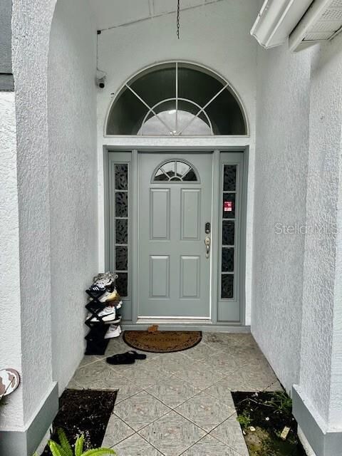 Property Photo: 10836 Lanesboro Court FL 32825