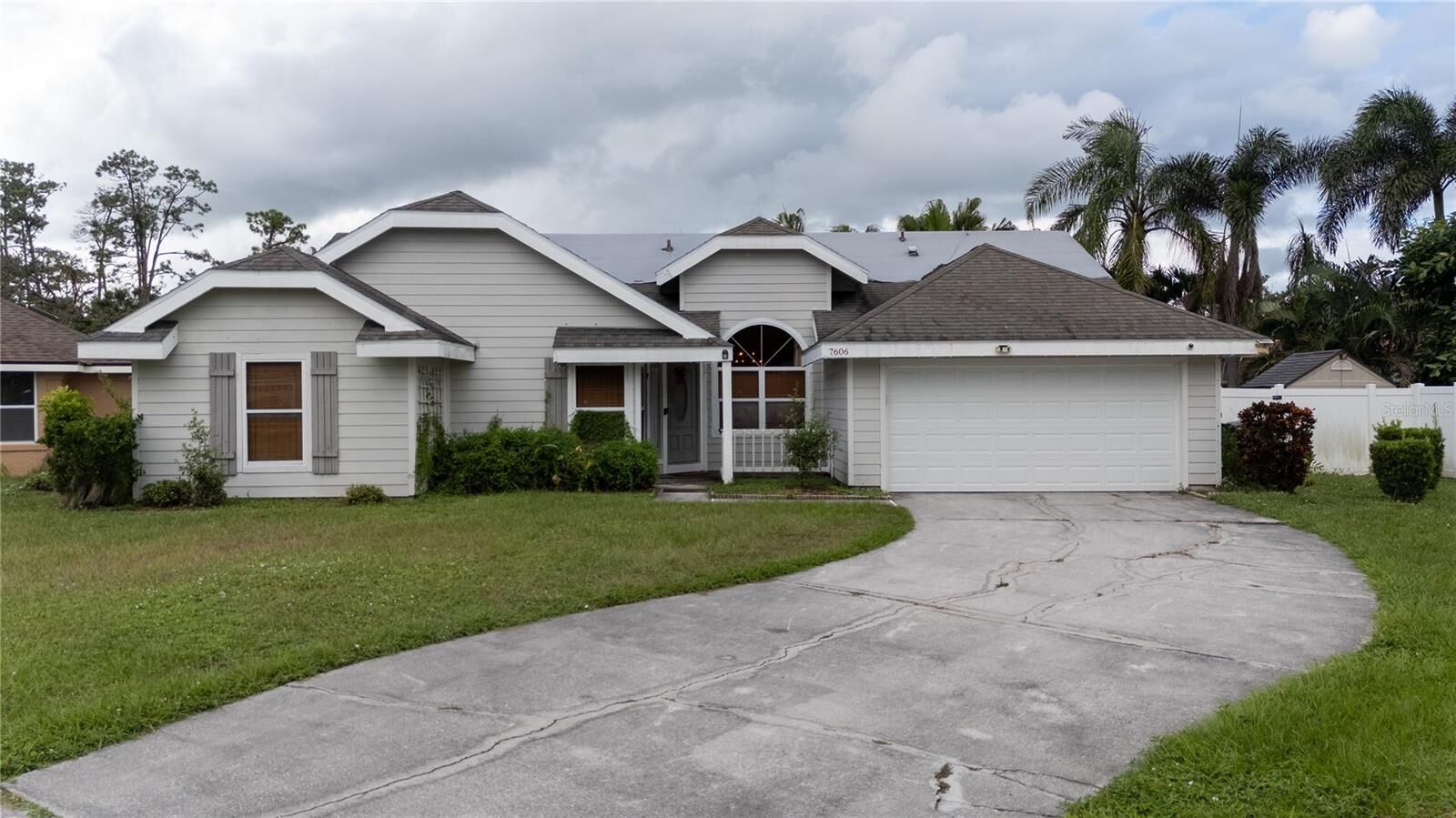 Property Photo: 7606 37th Street Circle E FL 34243