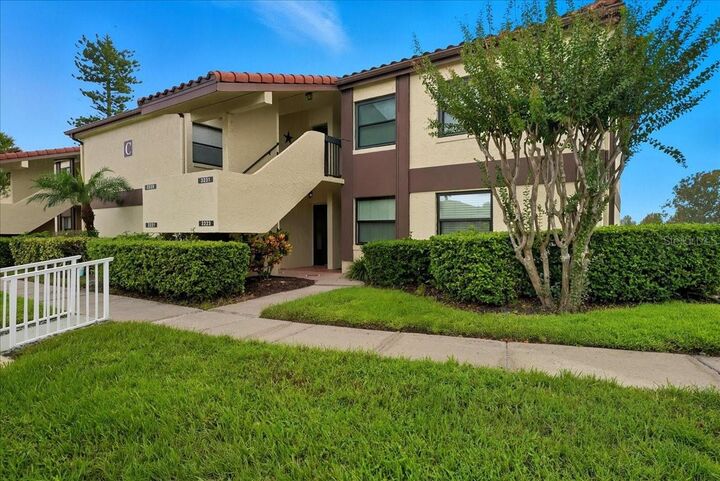 3221 Westridge Boulevard 103  Orlando FL 32822 photo