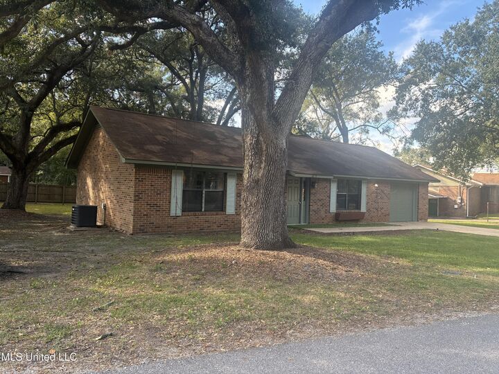 Property Photo: 3217 Milstead Road MS 39553
