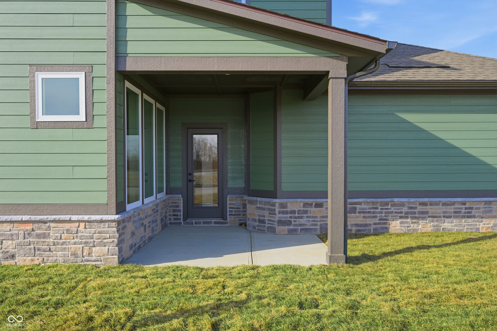 Property Photo:  828 Possman Way  IN 46074 