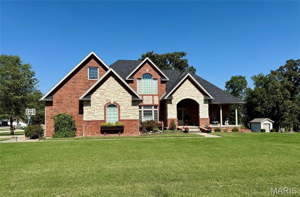 Property Photo:  2528 Copperwood Drive  MO 65536