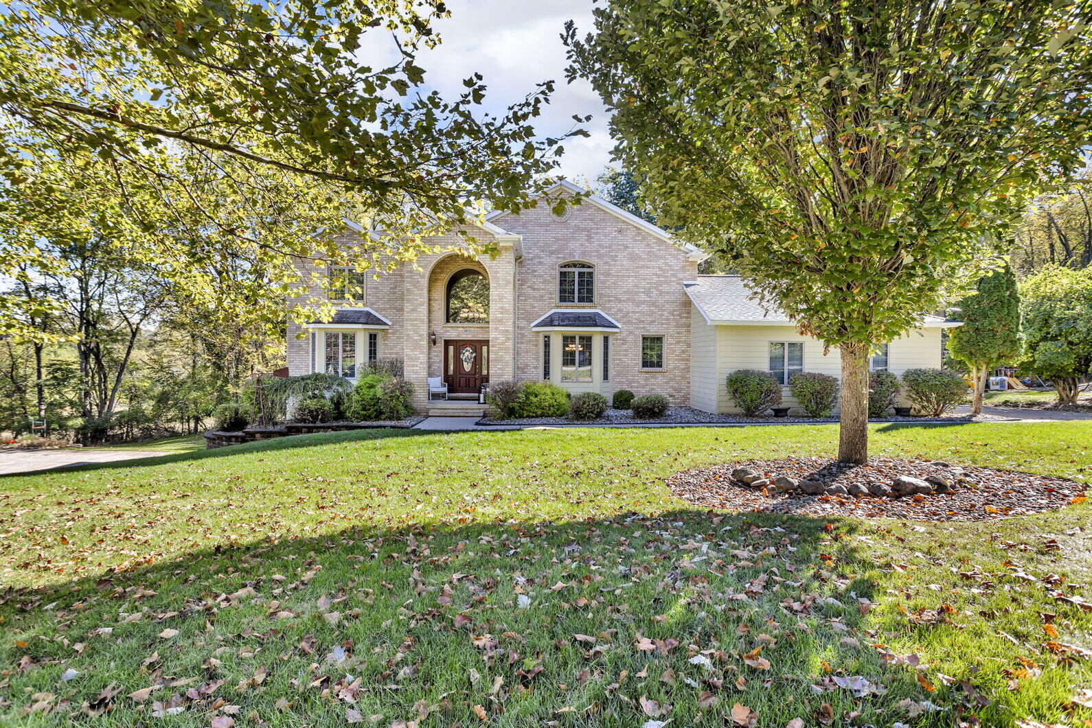 Property Photo: 3613 Whispering Woods Drive MI 49201