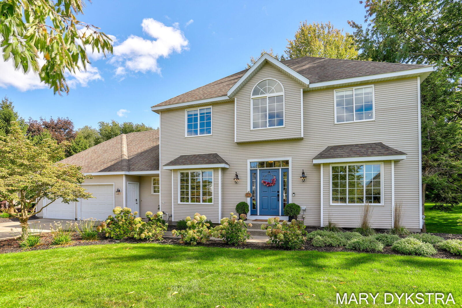 Property Photo:  145 Bay Meadows Drive  MI 49424