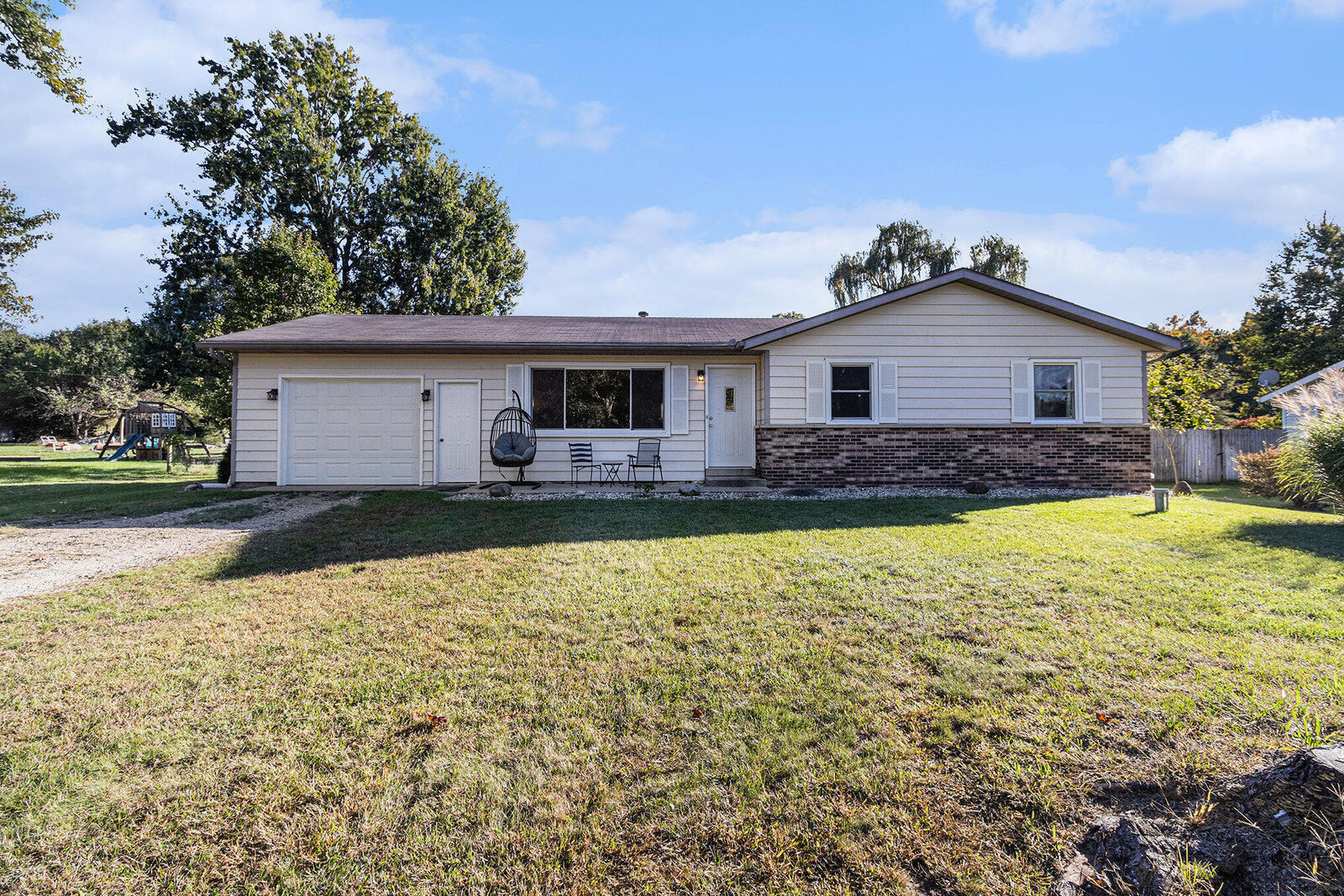 Property Photo:  35473 Margurite Lane  MI 49079 