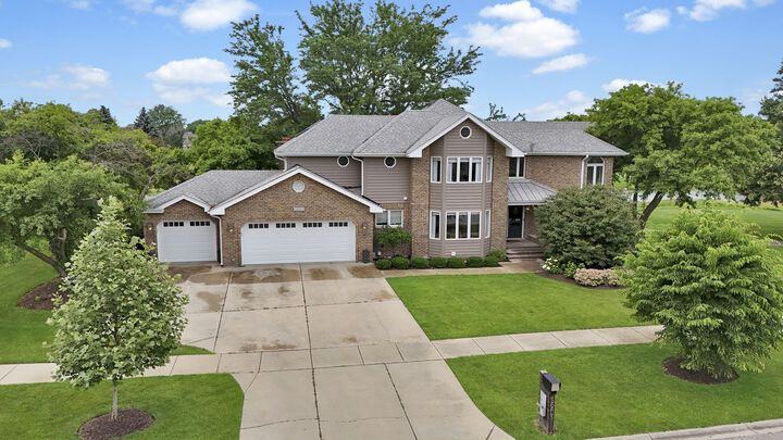 Property Photo: 3901 White Eagle Drive IL 60564