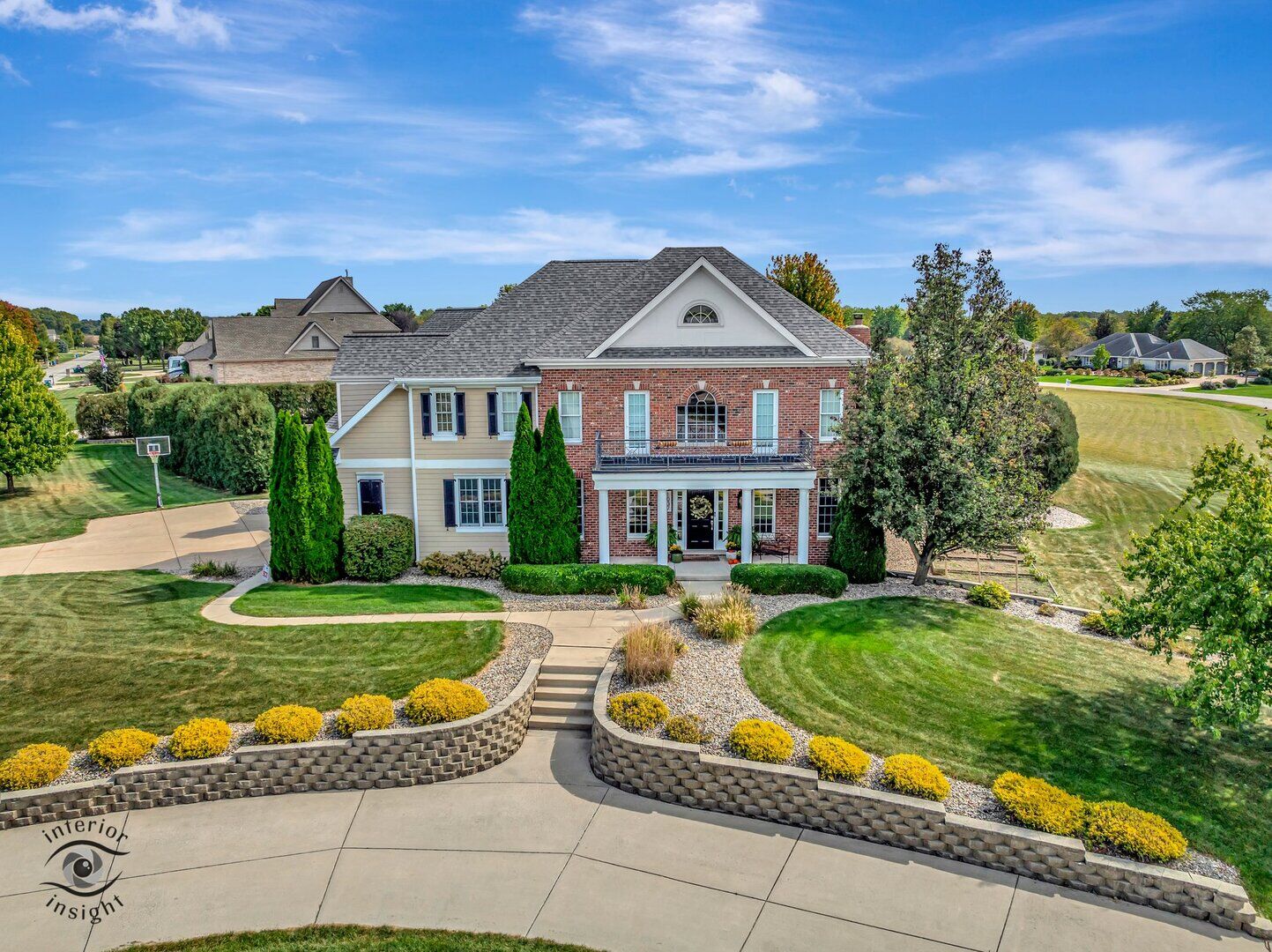 Property Photo: 1037 Deer Trail IL 60914