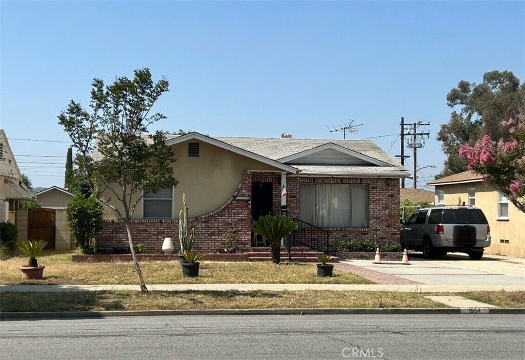 Property Photo: 1554 3rd Street CA 91750