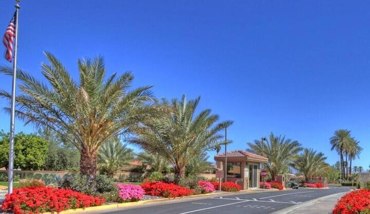 Property Photo: 44149 Chamonix Court CA 92260
