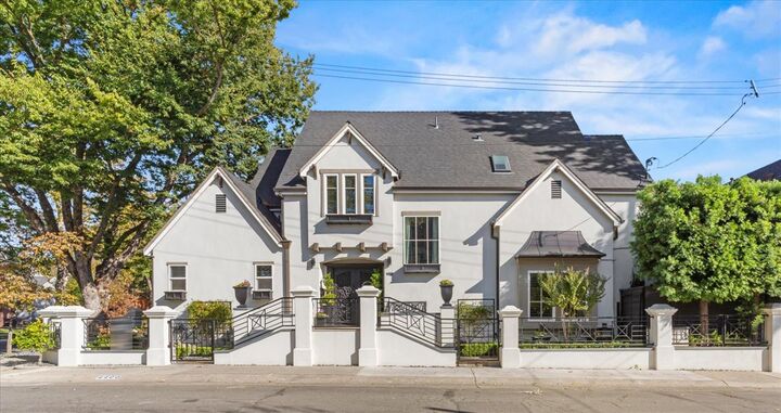 4400 G Street  Sacramento CA 95819 photo