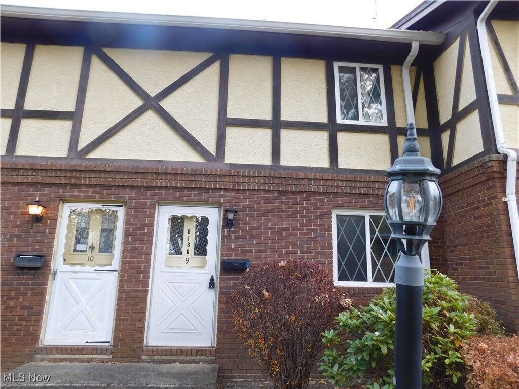 Property Photo: 8180 Deepwood Boulevard 9 OH 44060