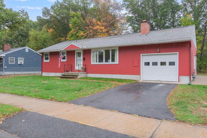 17 Hanover Street  South Burlington VT 05403 photo