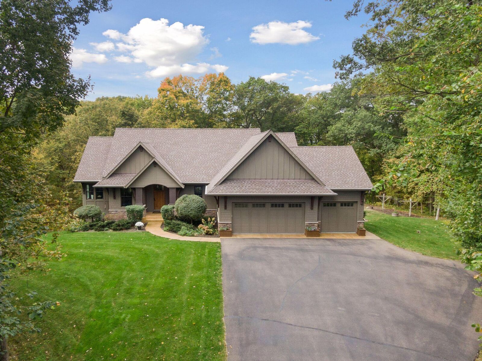 Property Photo: 5507 Fenning Avenue SE MN 55328