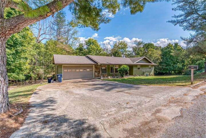 1105 Maria Drive  Harrison AR 72601 photo