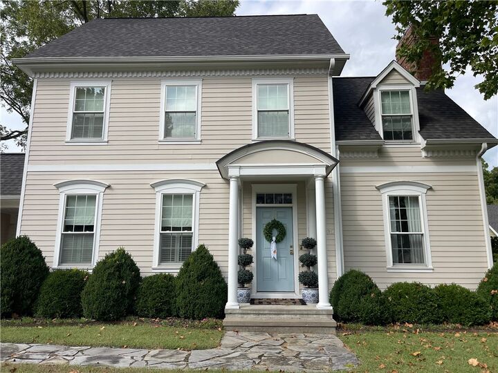 Property Photo: 1005 W Jefferson Street AR 72761