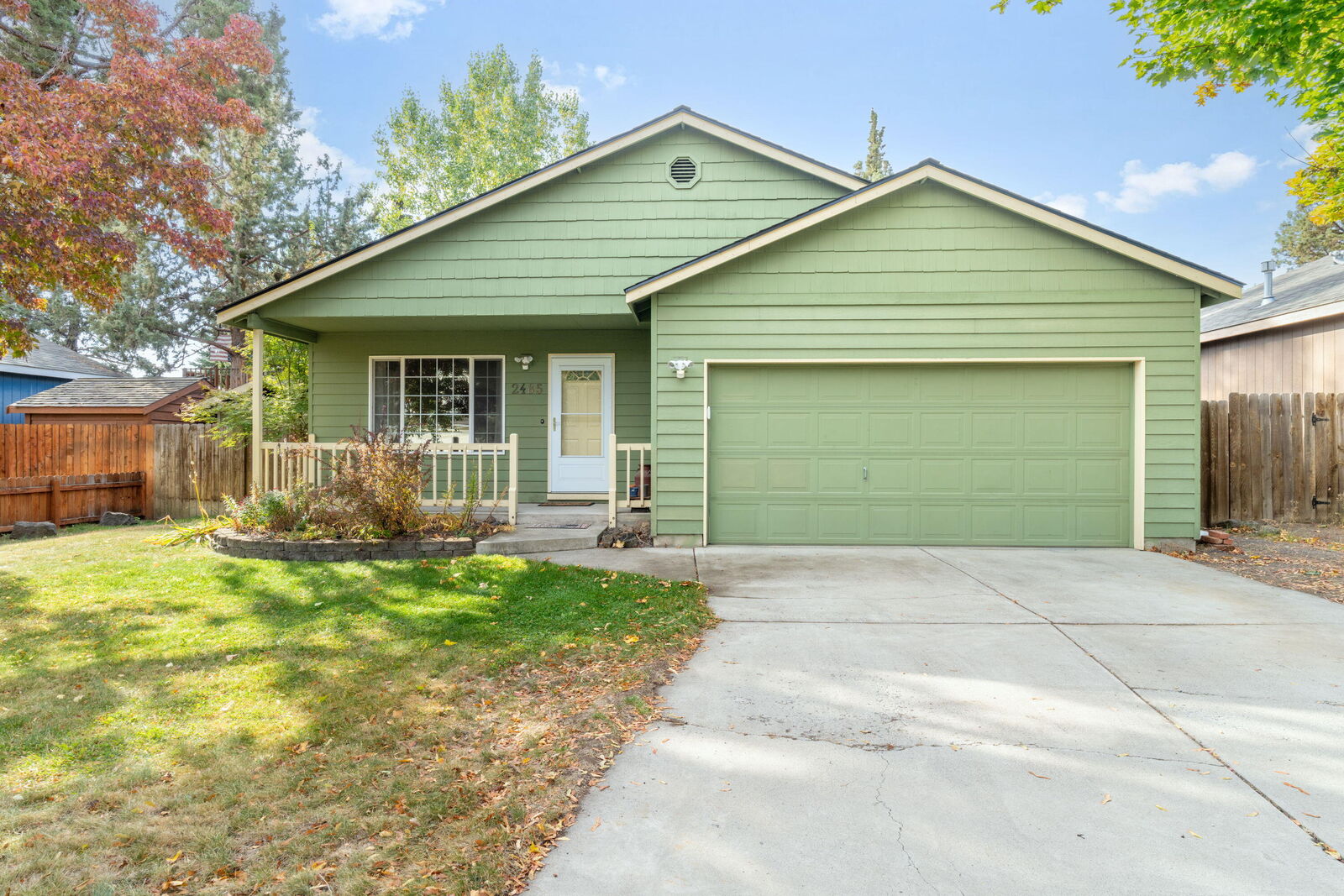 Property Photo: 2485 NE Jennie Jo Court OR 97701