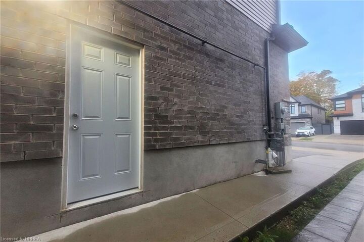 Photo de la propriété: 22 Ian Ormston Drive Lower ON N2P 0K1