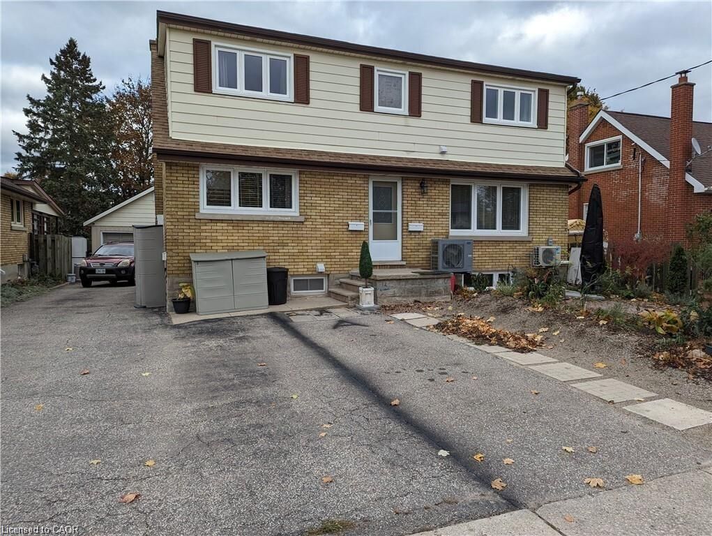 Photo de la propriété:  476 Prospect Avenue Upper  ON N2A 1E1 