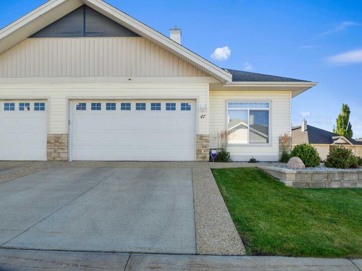 939 Ramage Crescent 47  Red Deer AB T4P 3Z9 photo
