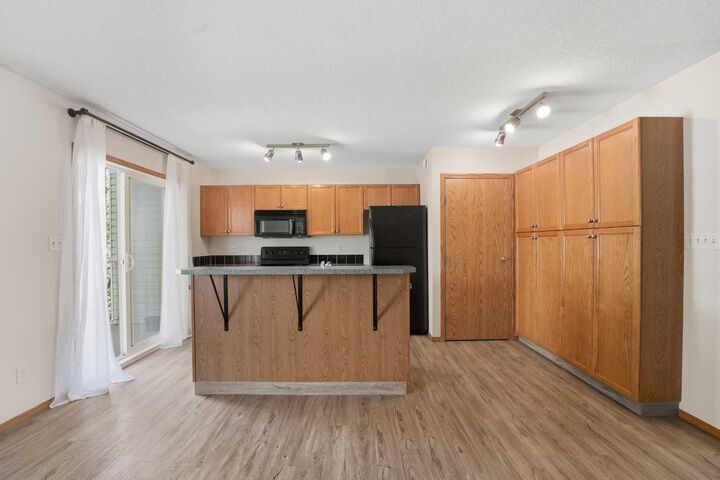 Property Photo:  20 Jacobs Close 41  AB T4P 4E1 