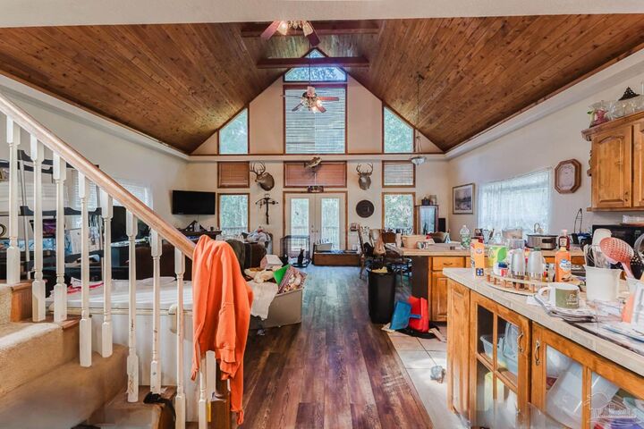 Property Photo: 9543 Quiet Creek Rd FL 32570