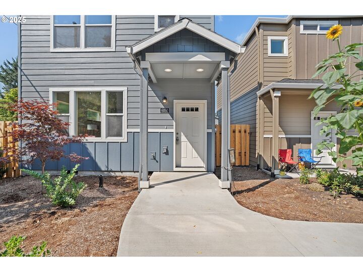 Property Photo: 6050 SE 136th Ave OR 97236