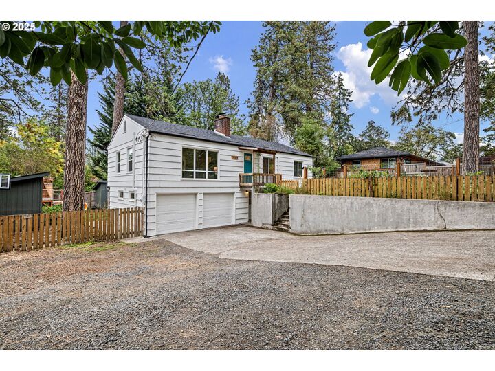 Property Photo: 3569 Willamette St OR 97405