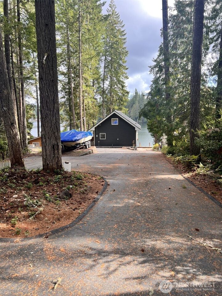 Property Photo: 192 NE Lake Drive WA 98588