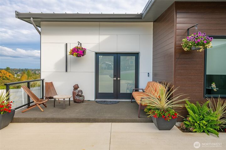 Property Photo: 8068 Niska Road WA 98230