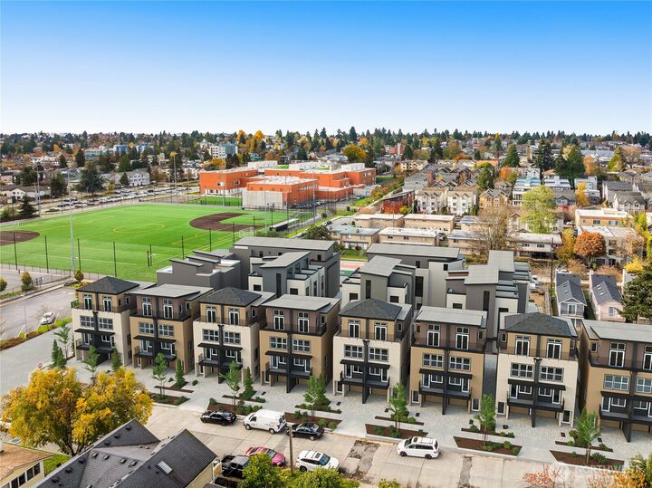 Property Photo: 9207 Densmore Avenue N WA 98103