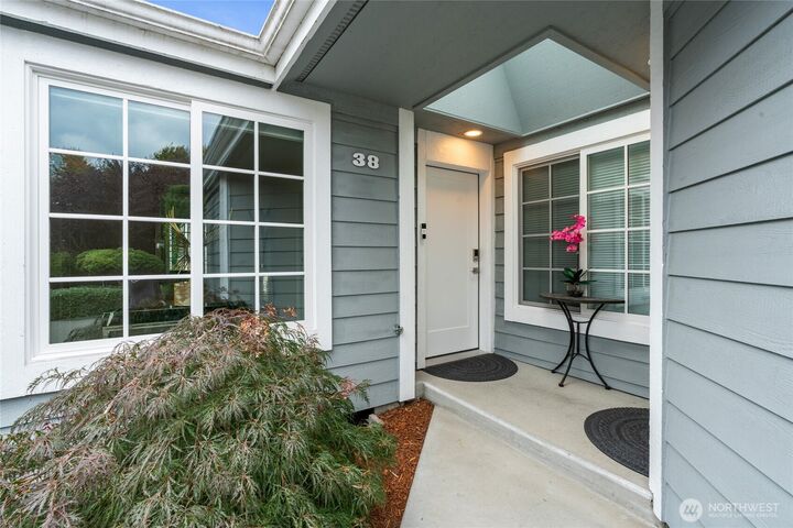 Property Photo:  6020 N Highlands Parkway 38  WA 98406 