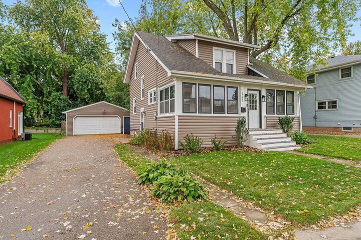 721 W 5th Street  Appleton WI 54914-5369 photo