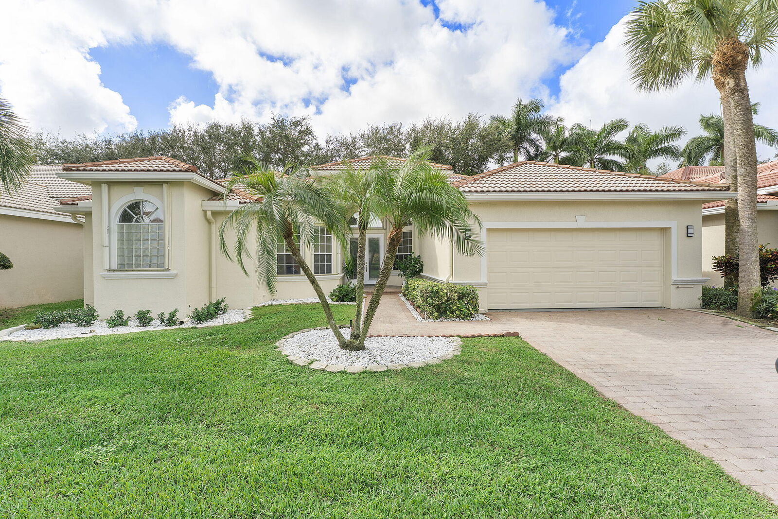 Property Photo: 7332 Viale Michelangelo FL 33446