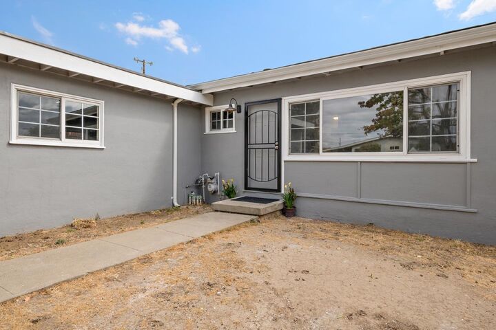 Property Photo:  14440 Victoria Court  CA 95127 