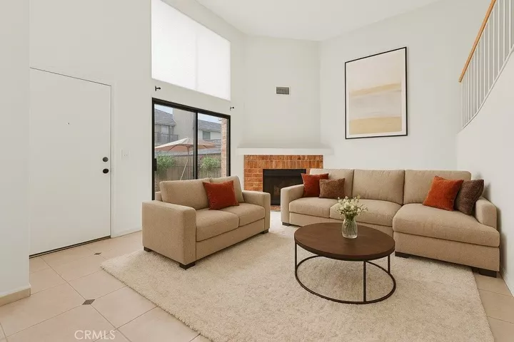 Property Photo:  1927 Huntington H  CA 91010