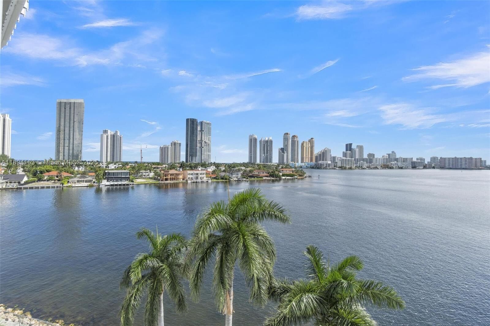 Property Photo: 19101 NE 36th Ct 701 FL 33180