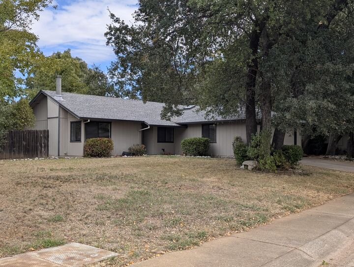 3341 Timbercreek Drive  Redding CA 96002 photo