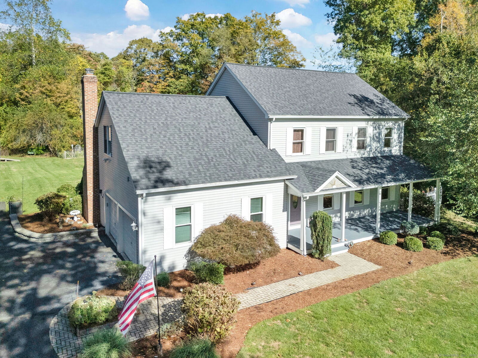 Property Photo: 21 Lasalette Way CT 06471