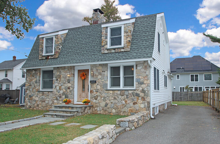 Property Photo: 27 Bradley Street CT 06824