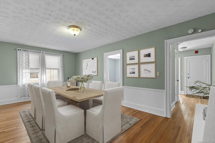 Property Photo: 26 Robin Road Apt 3 CT 06119