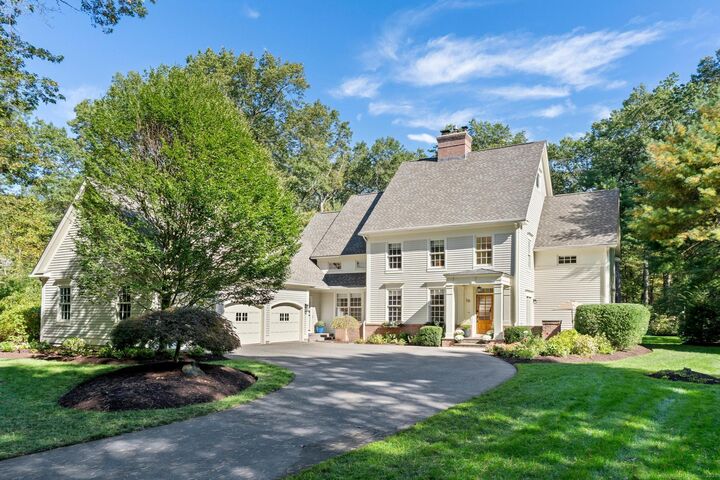 Property Photo:  14 Chatsworth Place  CT 06032 