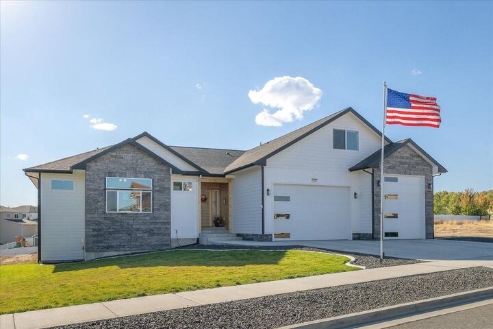 18006 E Apollo Rd  Greenacres WA 99016 photo