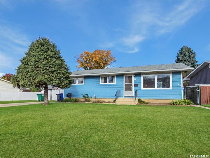 Property Photo: 63 Marlborough Crescent SK S7L 3T8