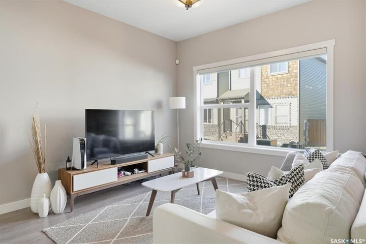 Property Photo: 1615 Richardson Road 377 SK S7R 0M7